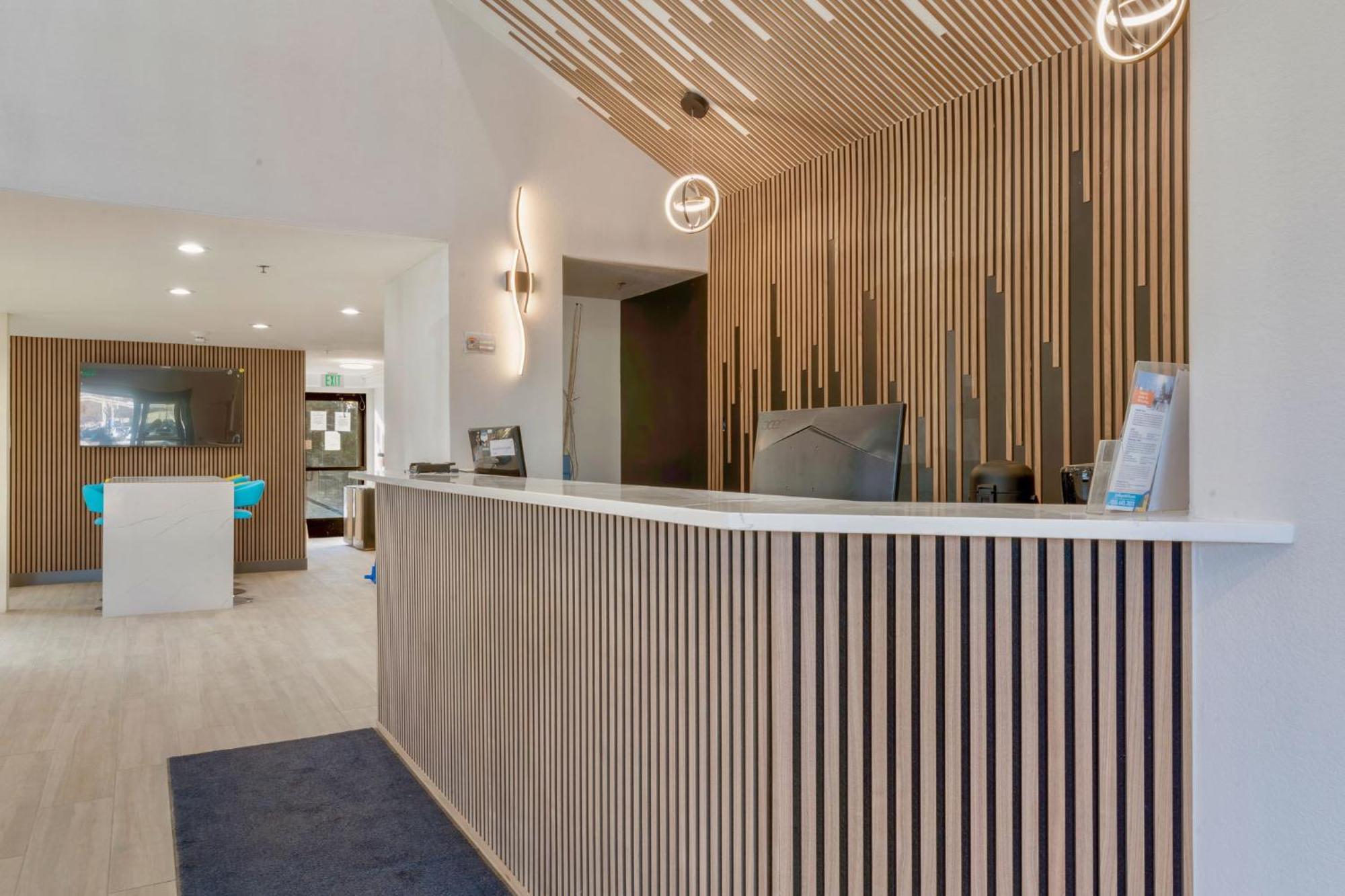 Days Inn By Wyndham Thornton Exterior foto