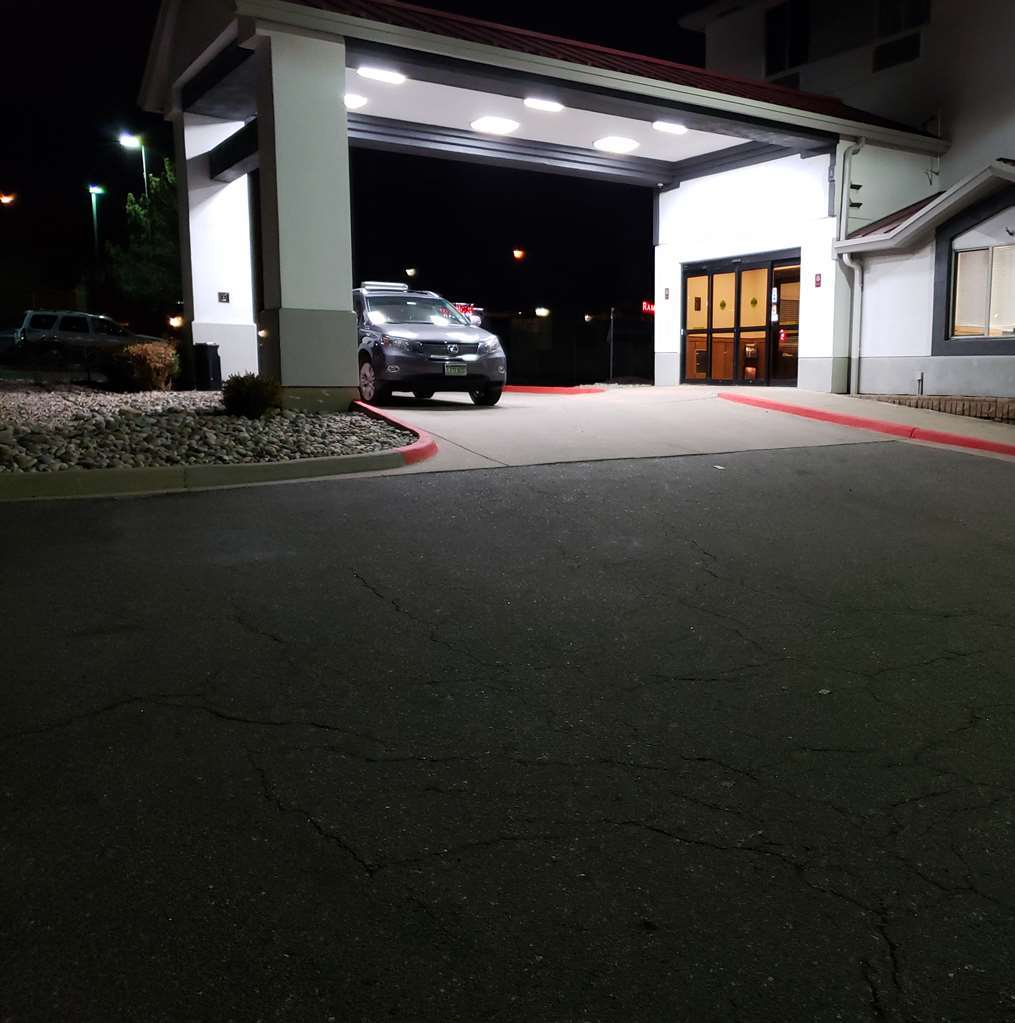 Days Inn By Wyndham Thornton Exterior foto
