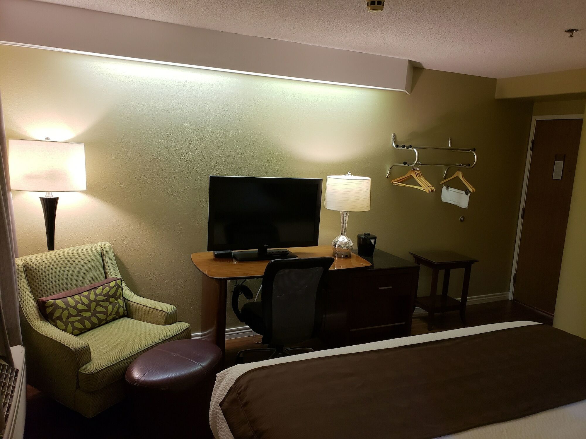 Days Inn By Wyndham Thornton Exterior foto